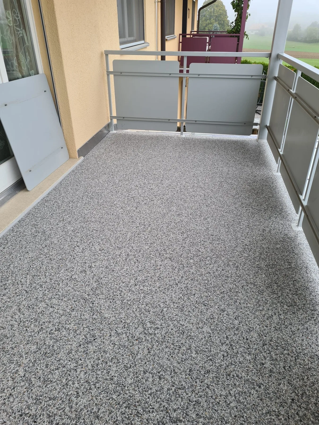 Steinteppich auf einem Balkon